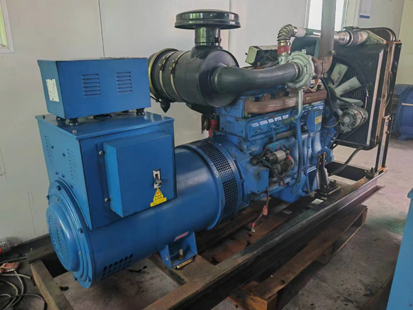 金昌100kW柴油发电机组使用多级机油有哪些优缺点？